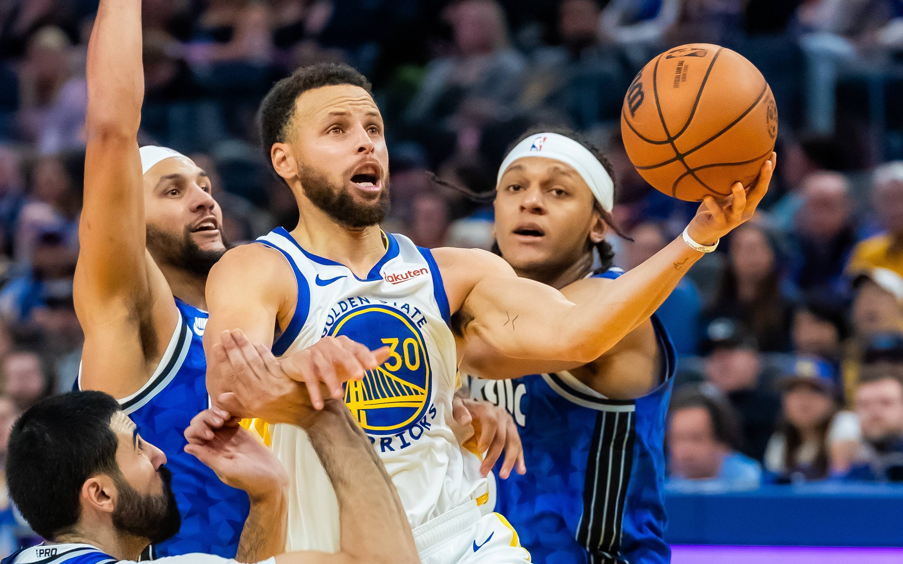 篮球方面主 篮球方面主