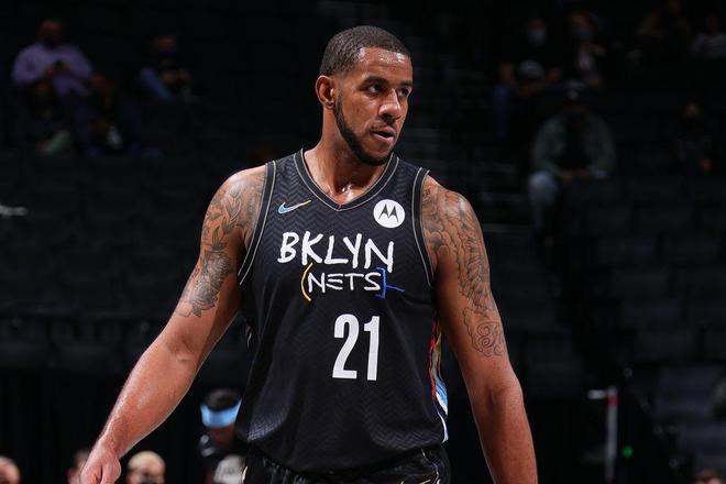 次站在了世 次站在了世