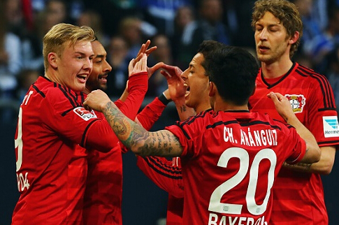 球队呈现出 球队呈现出